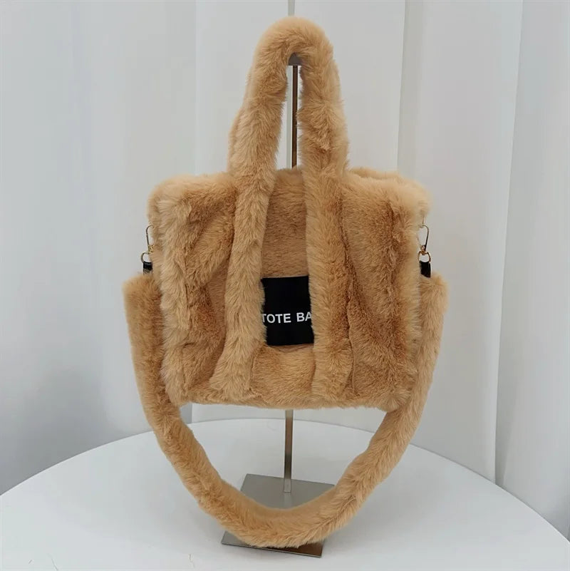 Fashion First - Furry Handbag